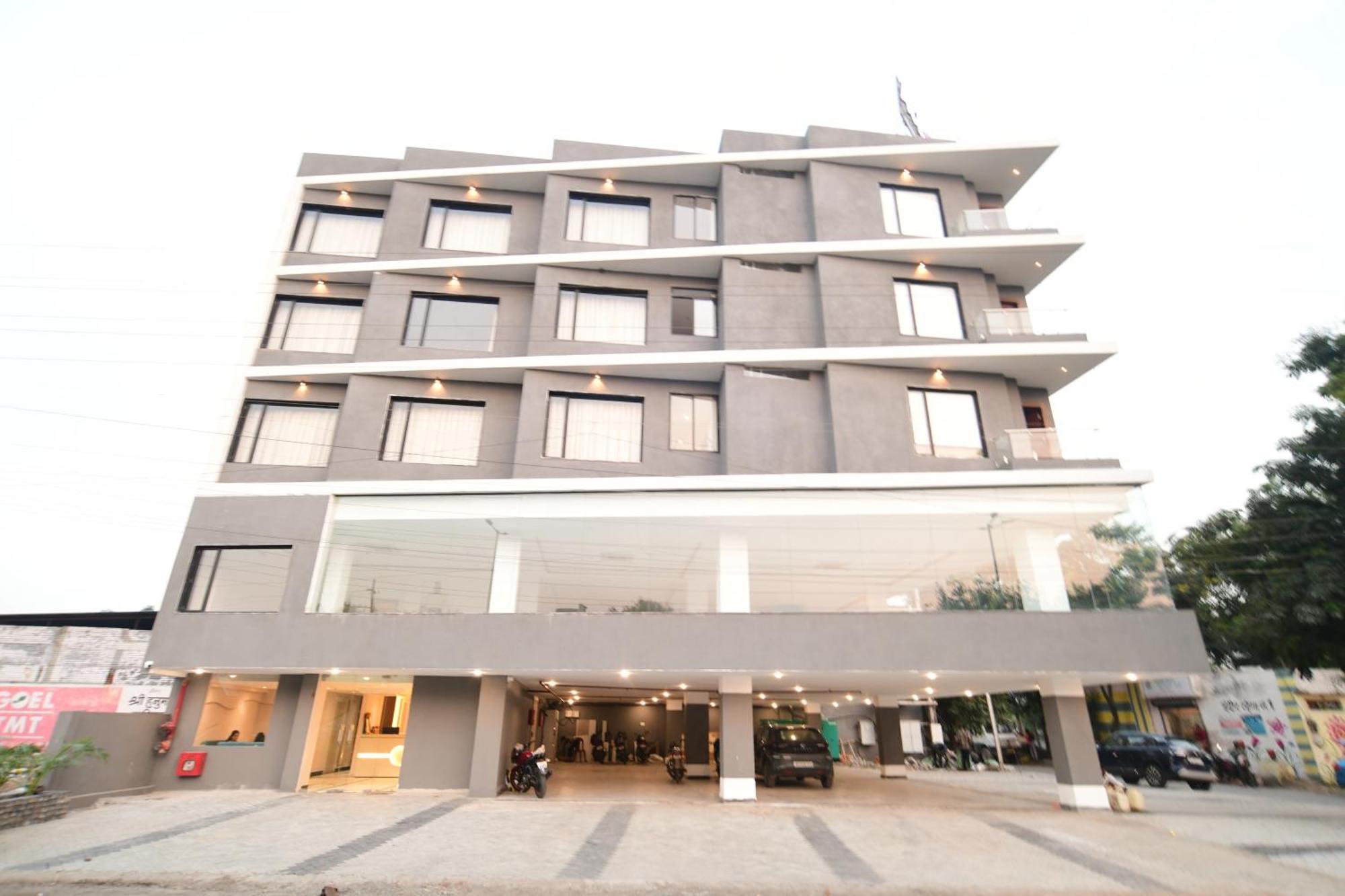 Aceotel Premier, Vijay Nagar Indore Ngoại thất bức ảnh